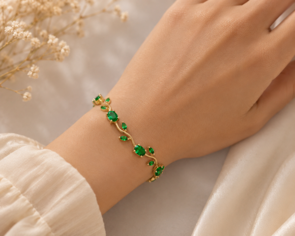 EMERALD TULIP BRACELET