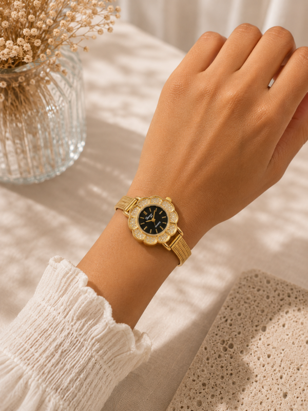 NOIR BLOSSOM WATCH