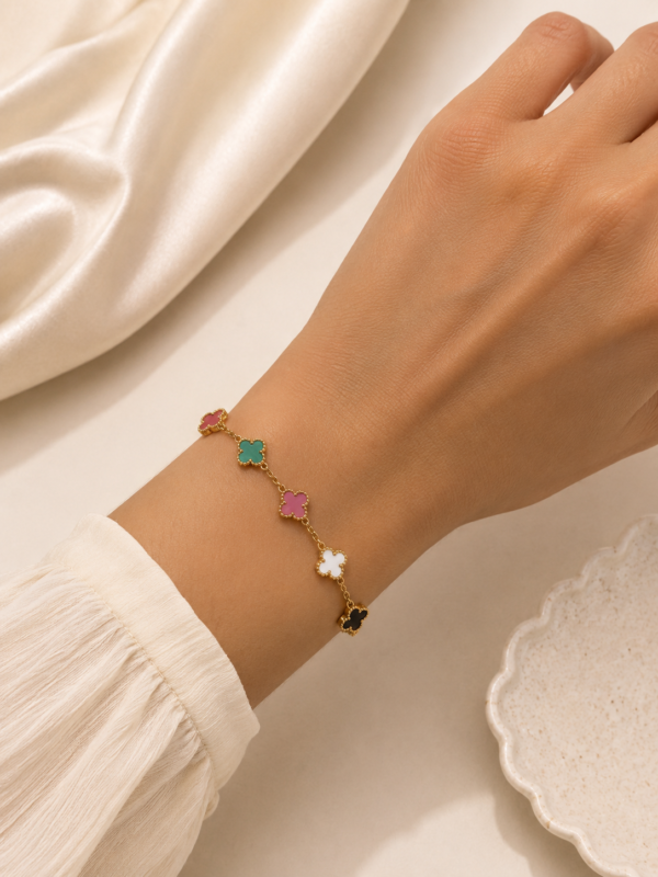 CANDY CLOVER BRACELET