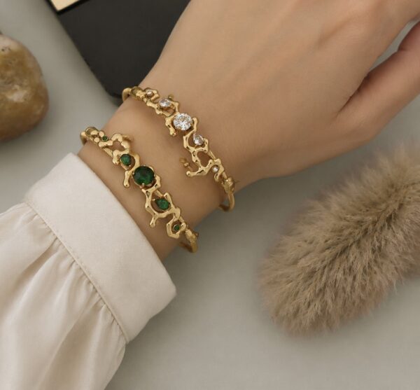GOLDEN REEF BANGLES