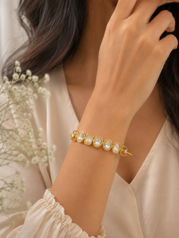 CRYSTAL LUXE KADA