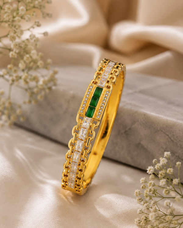 EMERALD ROYALE KADA