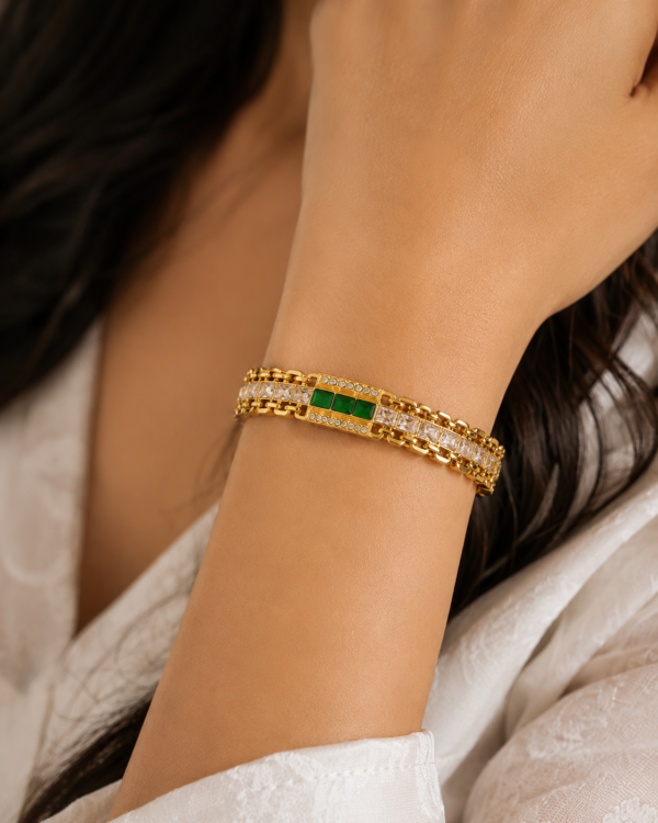 EMERALD ROYALE KADA