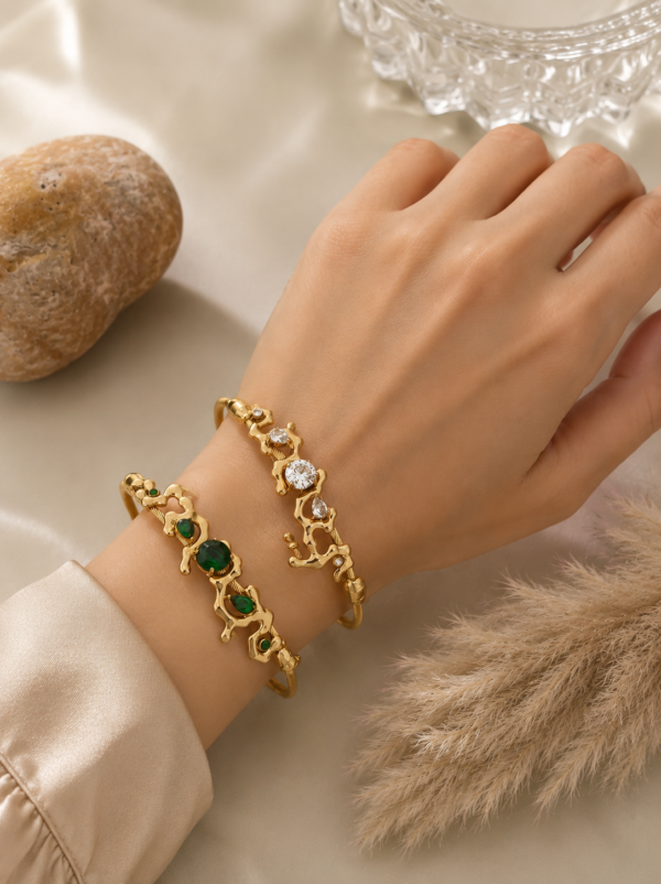 GOLDEN REEF BANGLES