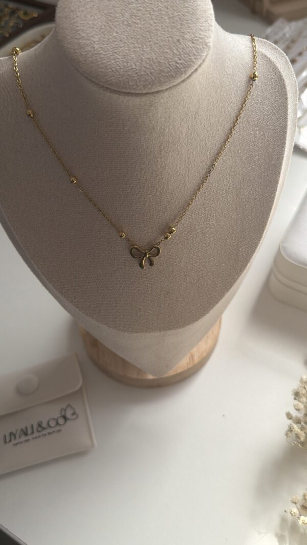 BOW NECKLACE