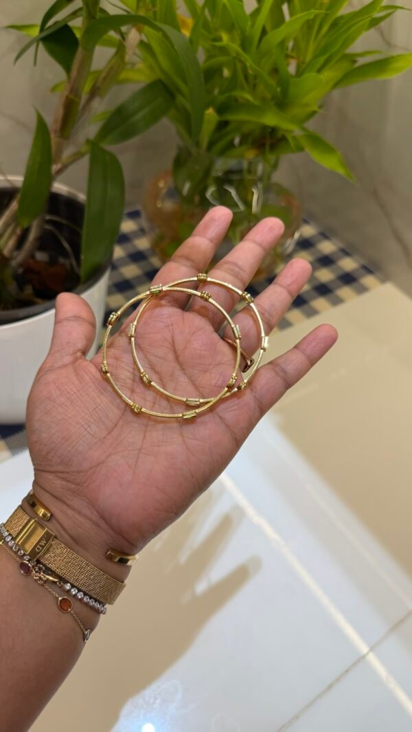AURELIA GEM STONE BANGLES
